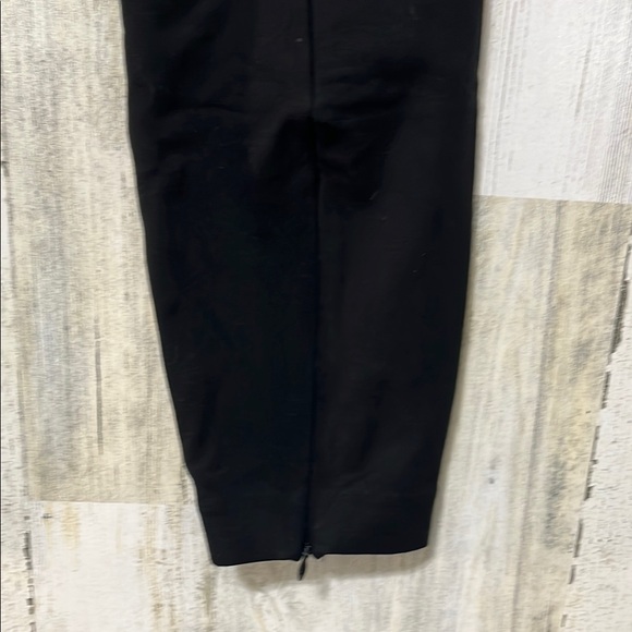 Good American Black Stretch Pants - Picture 3 of 14
